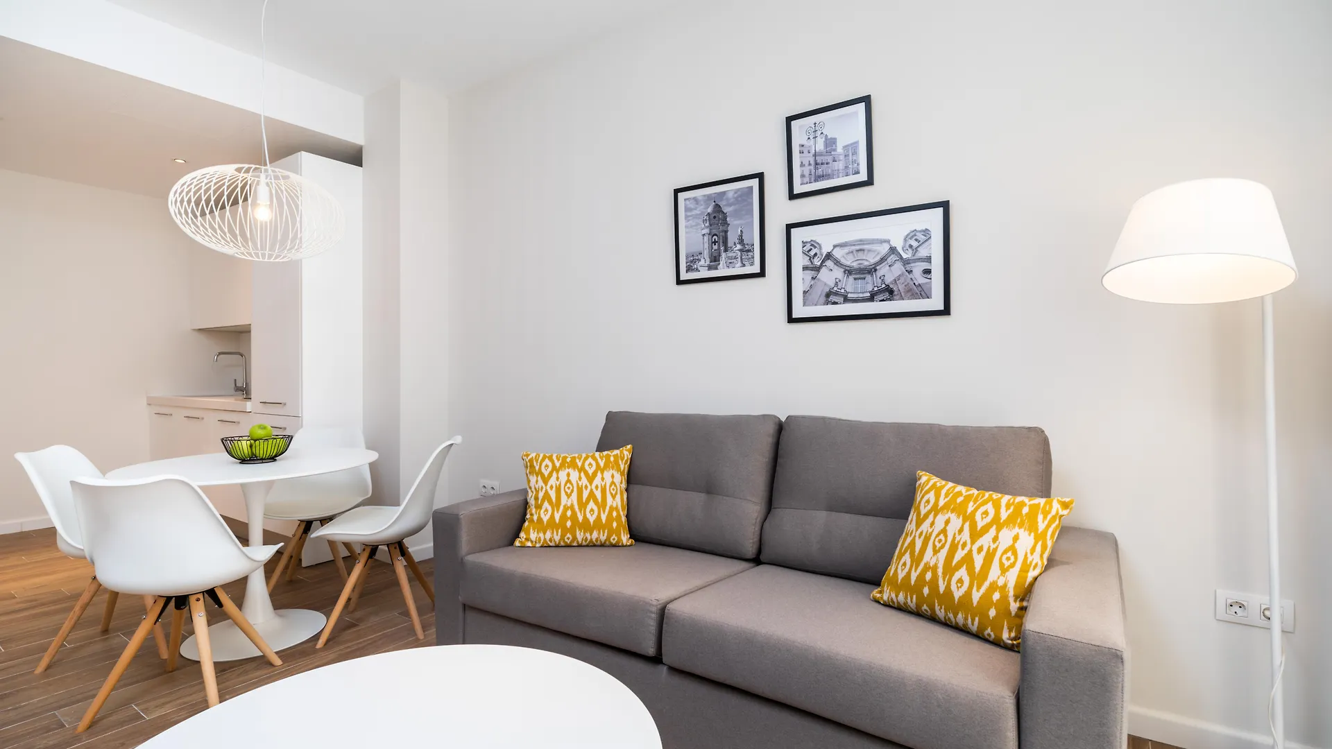 Tandem Puerto Chico Apartamento Cádis Espanha